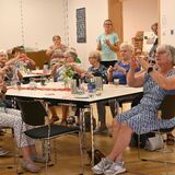 Gymnastik mit Hand und Fuß mit Resi Hinkenbrandt (kfd Maria Frieden)